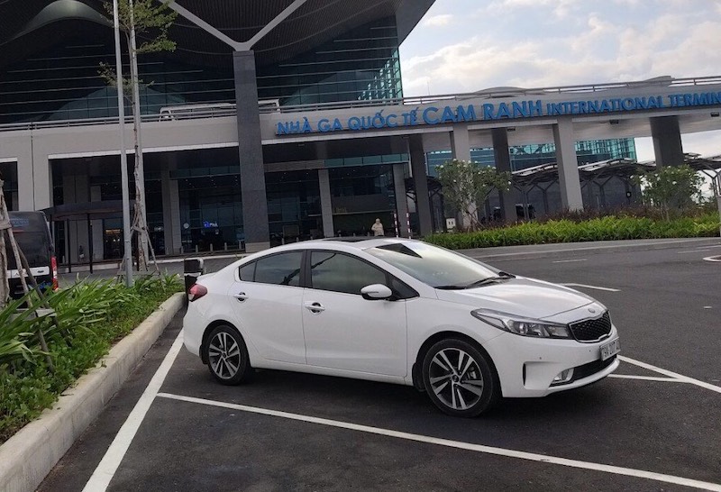 Taxi 4 chỗ Ninh Hòa đi sân bay Cam Ranh