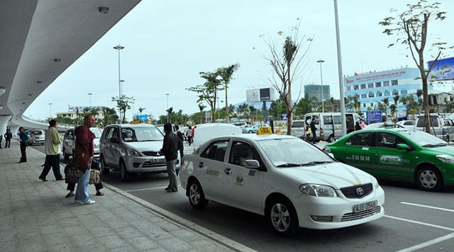 Taxi 4 chỗ Ninh Hòa đưa đón bến xe, nhà ga